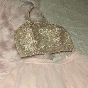 Elegant top and tulle skirt